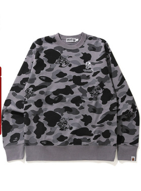BAPE男装春夏徽章字母刺绣猿军迷彩图案圆领卫衣11303XG
