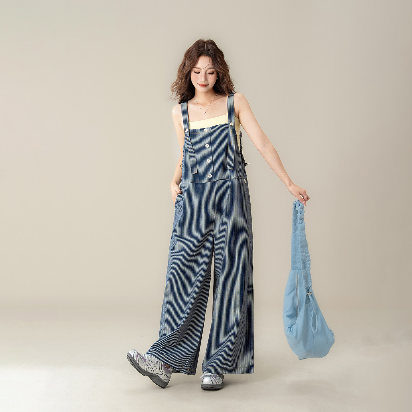 宝蓝色竖条纹背带裤女秋季新款图片