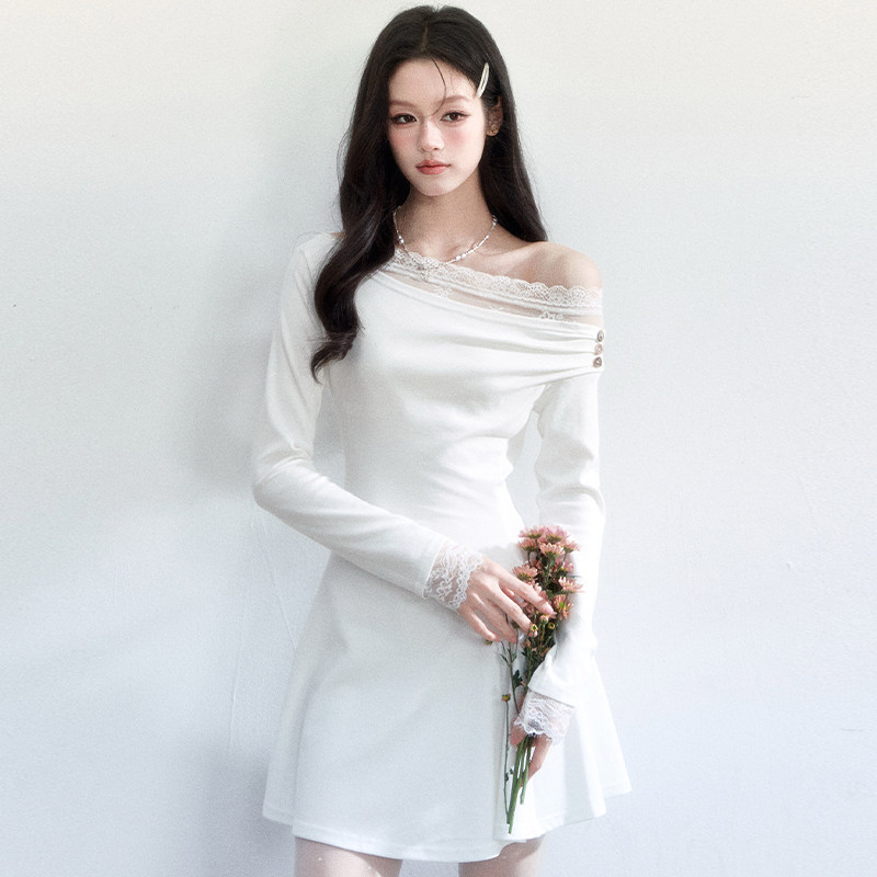 FragileHeart斜肩花边连衣裙图片