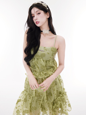 易碎商店茉香奶绿精灵少女碎花裙