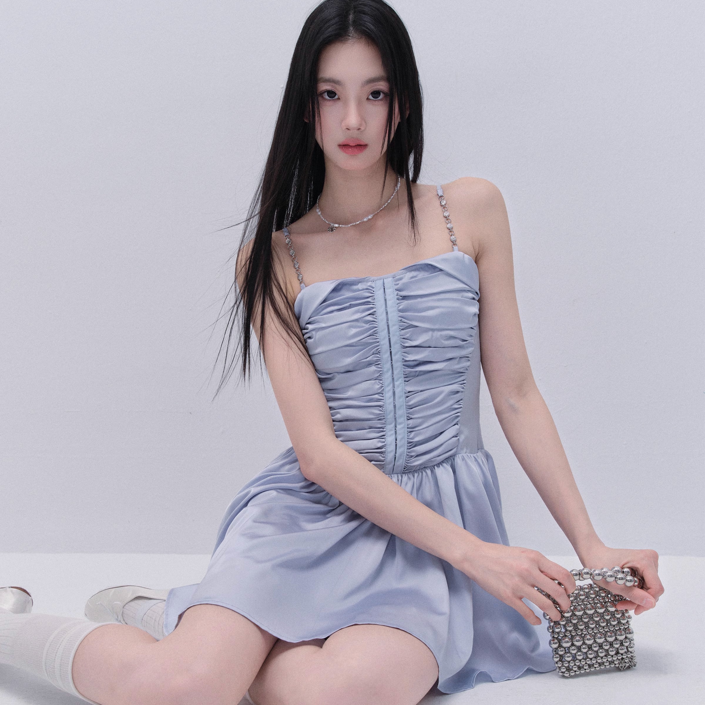 【现货】易碎商店·高级钻链缎面抽褶礼服裙黑色蓝色连衣裙吊带裙