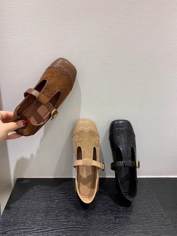 覆古平底棕色玛丽珍鞋女秋季新款绝美配裙子单鞋方头一字扣小皮鞋