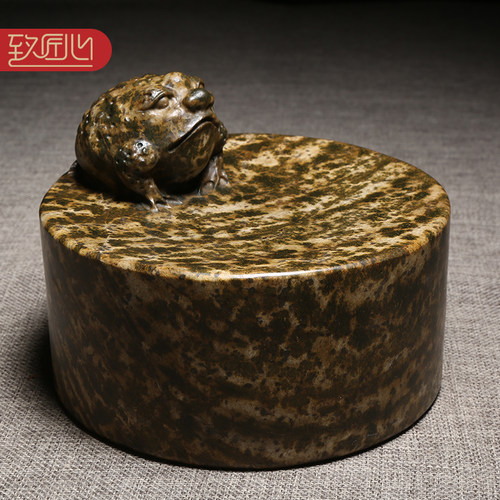 匠心非物质文化遗产歙砚名师作品金蟾献瑞自然造化收藏送礼佳品文房大气摆件手工雕刻孤品豹斑原石浮雕