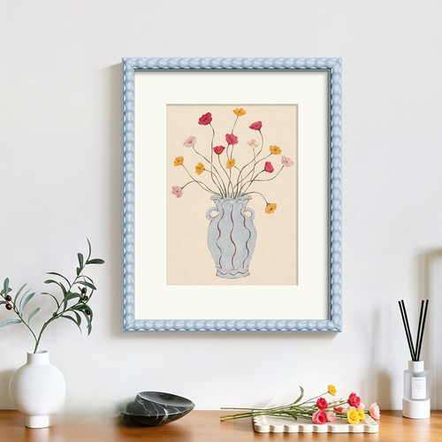 《瓶间花簇》奶油风法式客厅挂画
