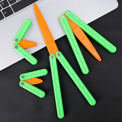Simulation Carrot Butterfly Knife Gravity 3D Printed Plastic
