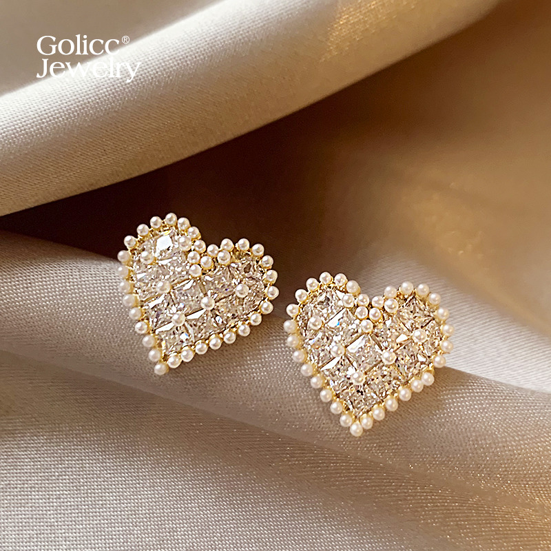 古里雅爱心珍珠耳钉高级感