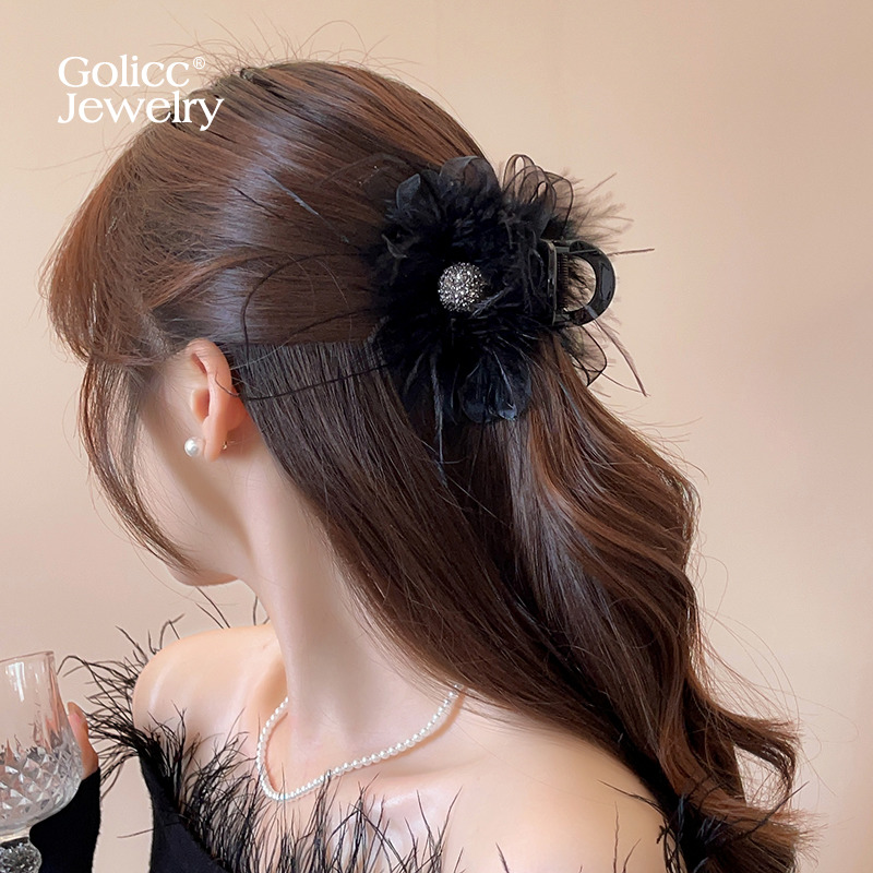 古里雅水钻羽毛抓夹高级感