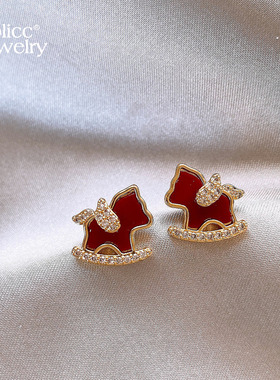 本命年马年红色小马耳环女2026新款轻奢高级感耳饰过新年耳钉耳夹