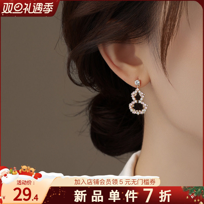 古里雅金色镂空葫芦耳环高级感