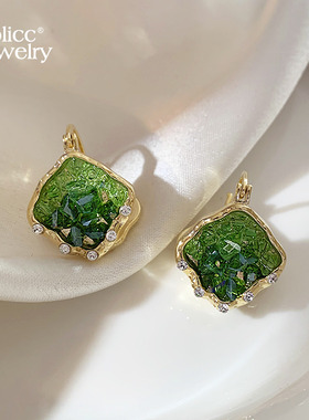 绿色镶钻水晶耳扣耳钉女2026新款爆款独特耳钉高级感气质夏天耳饰