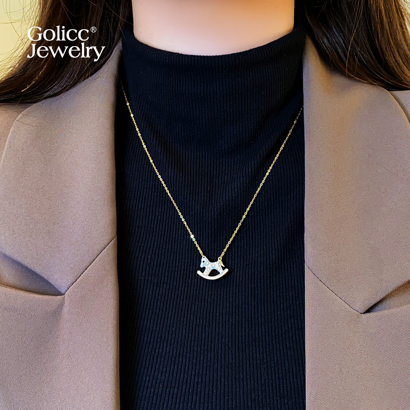 古里雅小马吊坠项链高级感