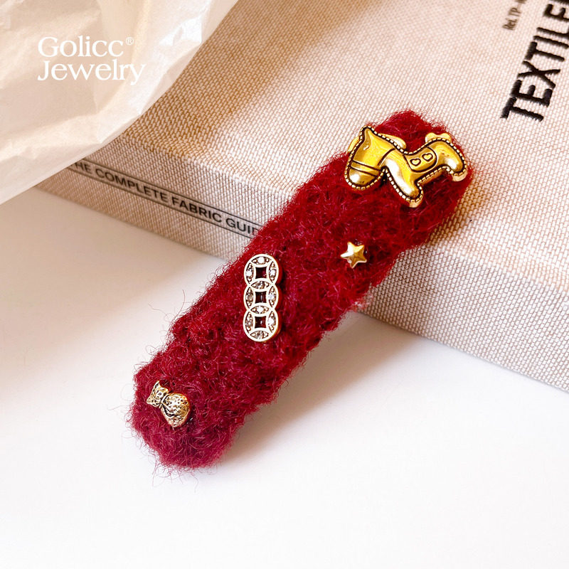 红色毛绒小马钱币福袋发饰女2026新款高级感洋气时尚侧边发夹新年