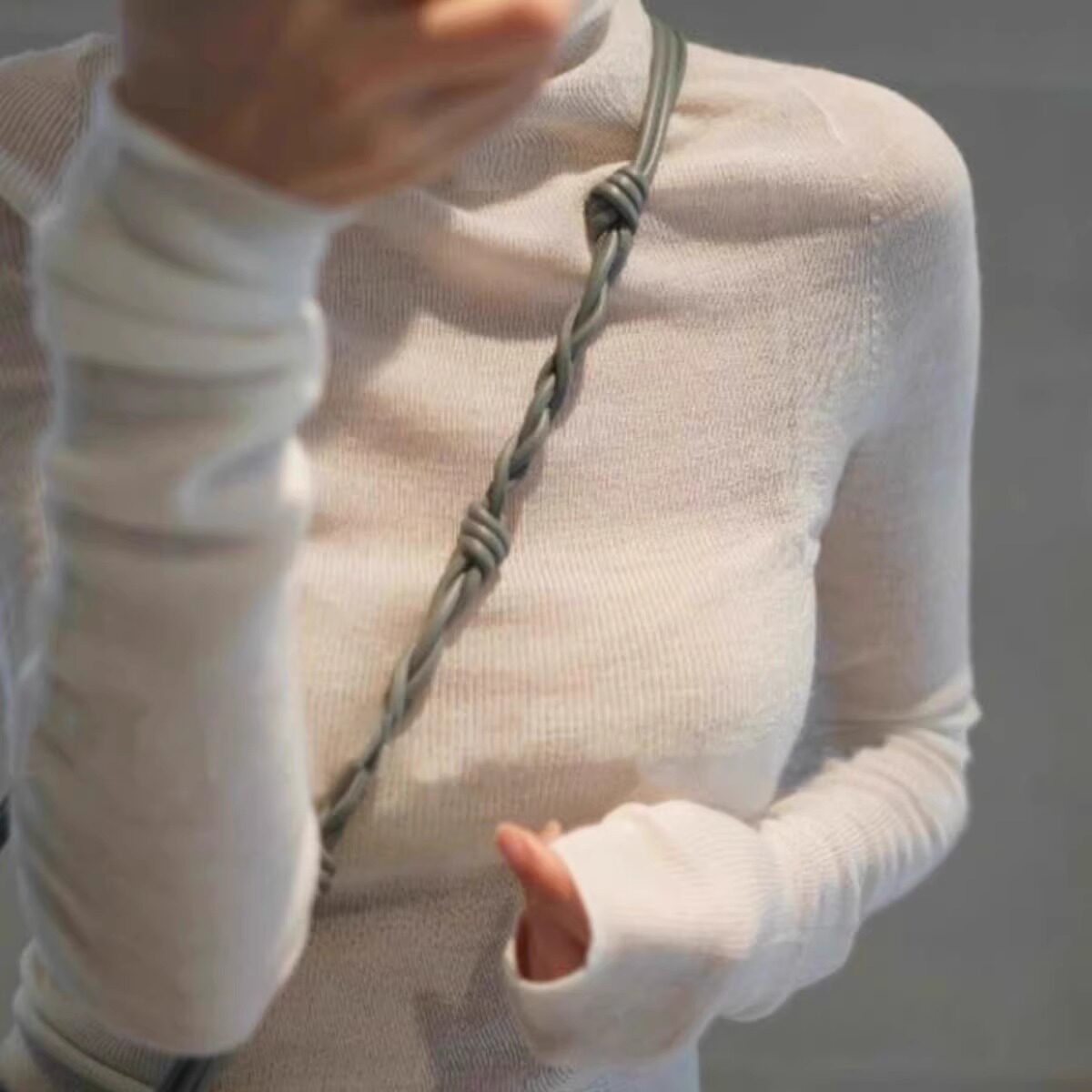 春秋薄款亲肤堆堆领羊绒衫女毛衣