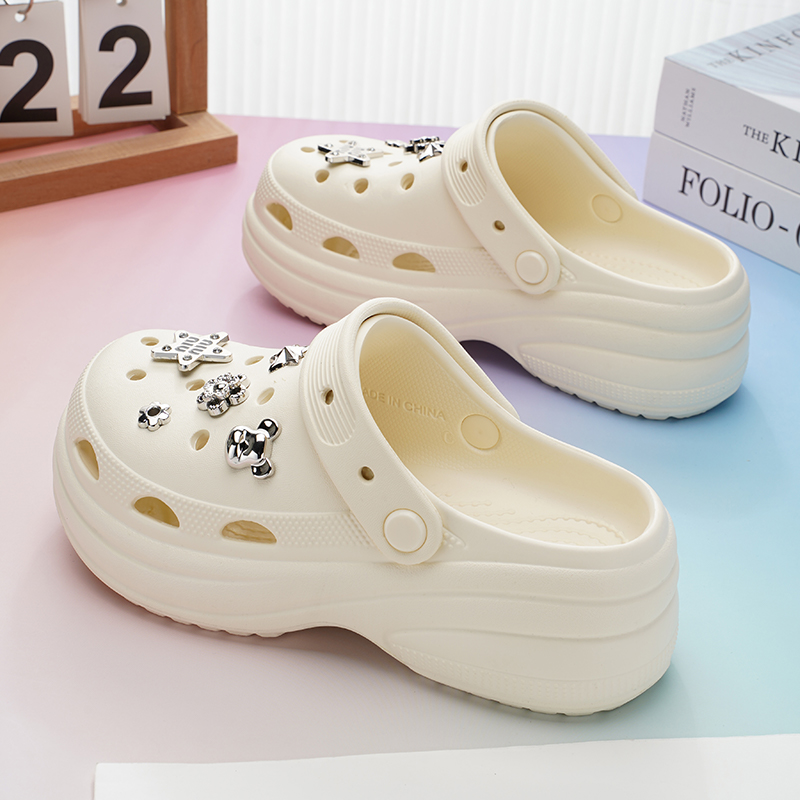 云朵洞洞鞋女款夏季防滑软底增高