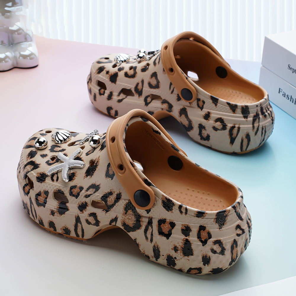 豹纹洞洞鞋女款时尚网红潮流百搭