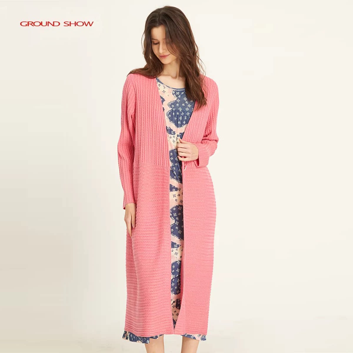 阁兰秀春秋新品粉色含羊毛针织外套女宽松长款毛衣开衫高级感外搭