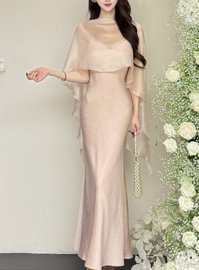 小诺本人深v吊带连衣裙夏高级感缎面长裙百搭防晒雪纺衫套装25473