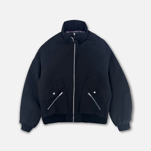 ATHIRI 暗纹肌理高蓬保暖立领短袖款飞行夹克棉服外套Bomber