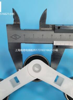 扶梯回转链22节KM5232300扶手带滑轮群组5071660轴承6202