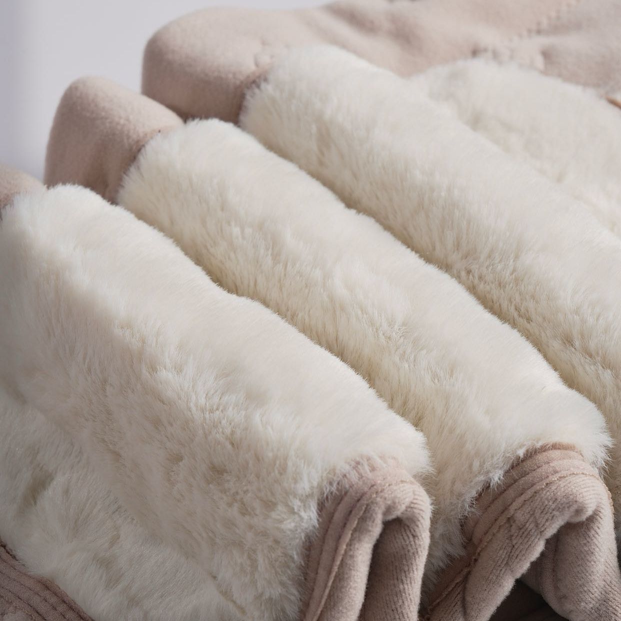 100羊毛保暖填充加绒加厚高腰棉裤护膝东北女士特厚底裤冬季