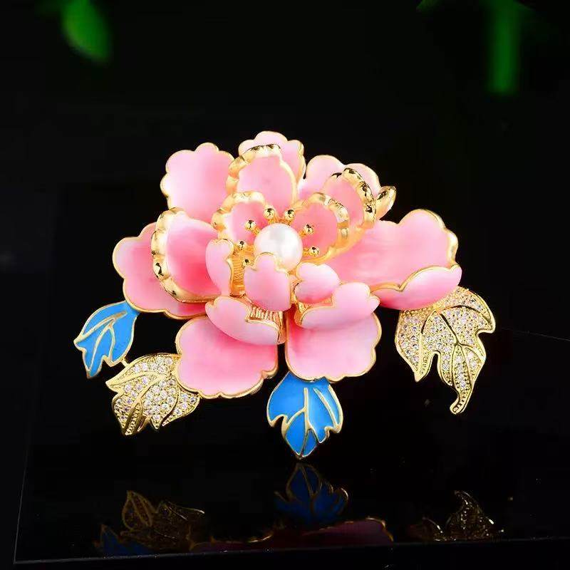 国风优雅高级感立体牡丹花胸针珐琅彩绘珍珠别针婚礼配饰胸花礼物