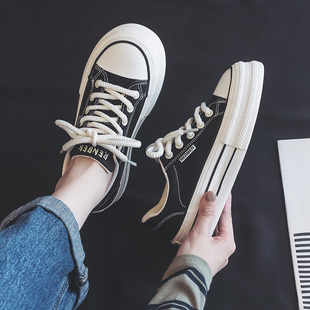 人本厚底帆布鞋女款2026新款春秋黑色板鞋小众设计芒果头女鞋布鞋