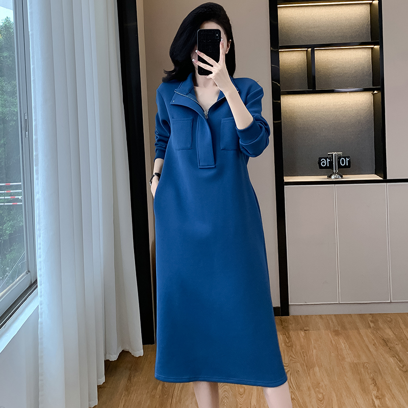 高端大码宽松立领过膝长款卫衣裙2025秋冬新品休闲减龄百搭连衣裙
