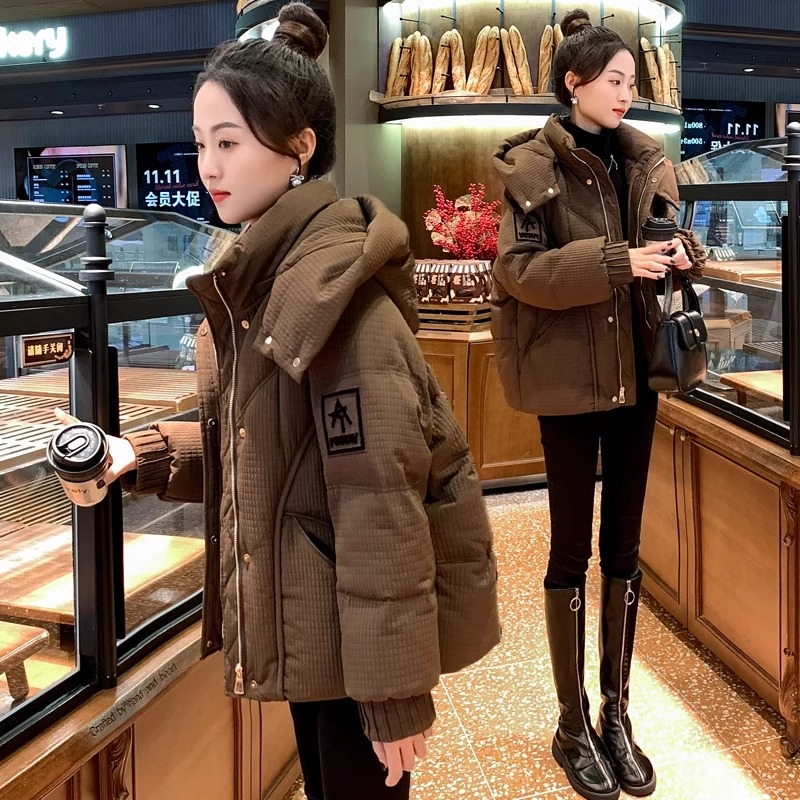 棉服女短款2025年新款韩版时尚洋气小个子棉衣高端连帽加厚外套