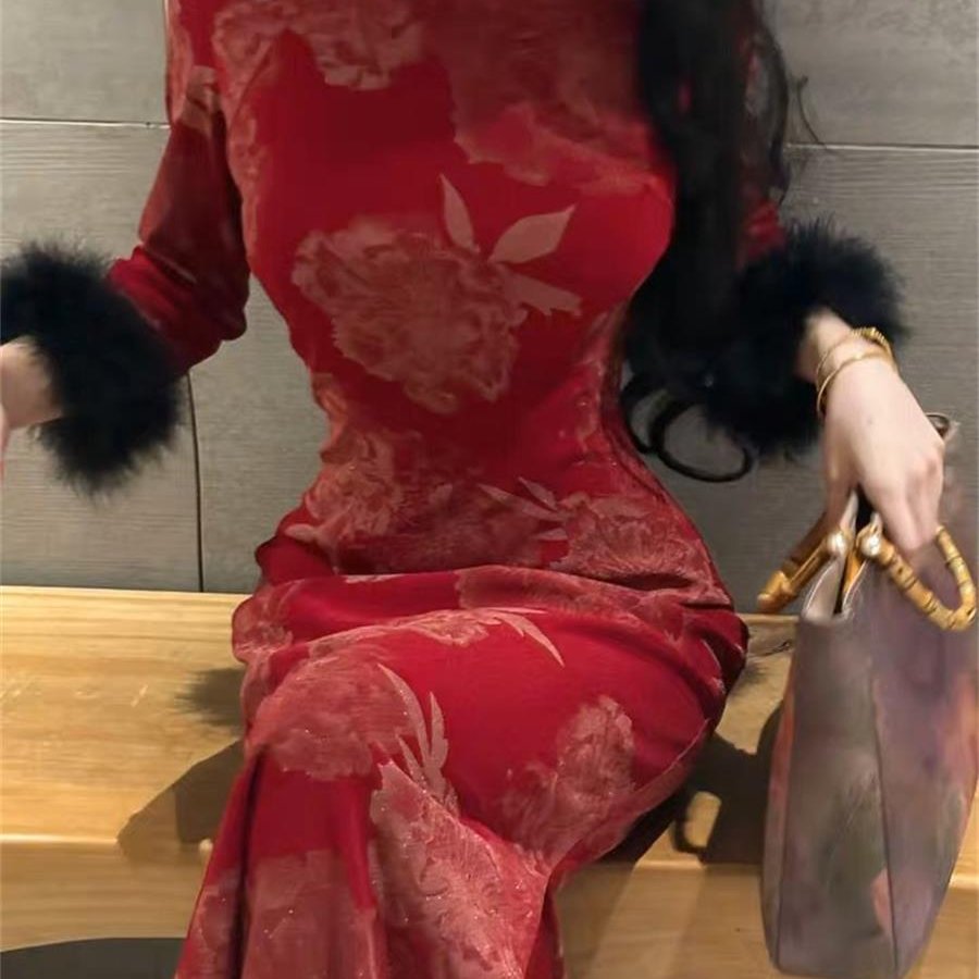 2025秋冬新中式改良版印花旗袍加厚红色修身显瘦连衣裙女更爱朱砂