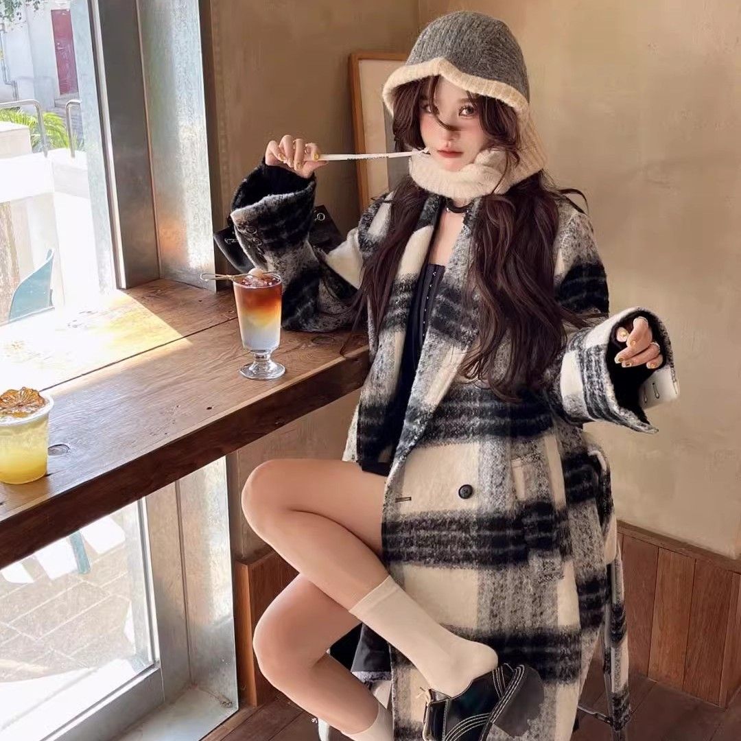 黑白格子毛呢外套女中长款2025秋冬赫本风宽松高级设计感格纹大衣