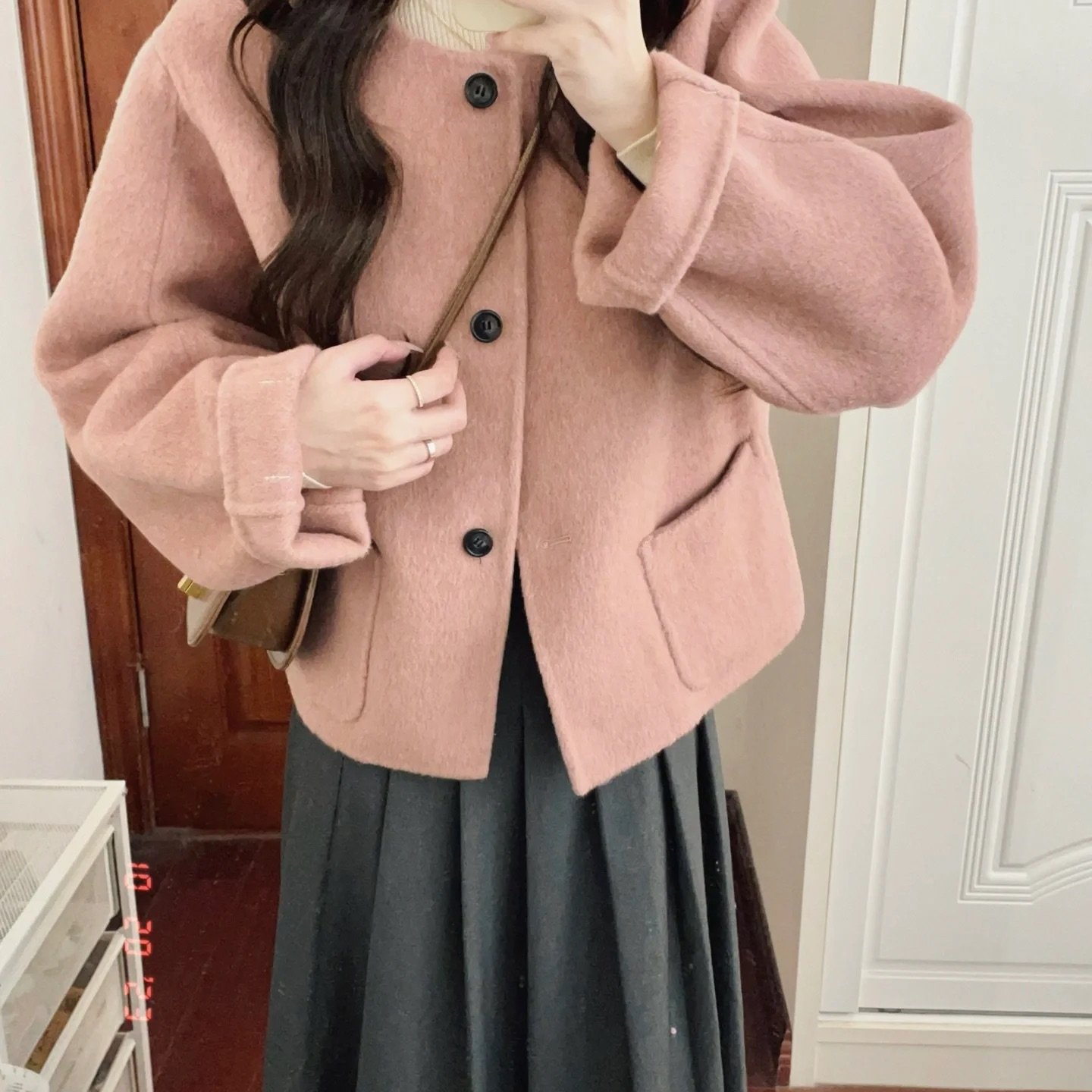 小香风短款外套女秋冬2025新款羊毛呢子高级感大衣加百褶裙两件套