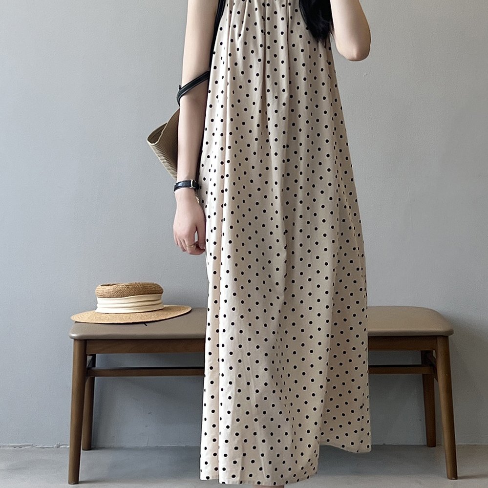 法式波点无袖挂脖连衣裙子女夏季2025新款海边度假高级感气质长裙