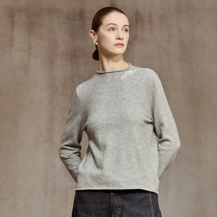 Famecoco慵懒风卷边半高领打底简约百搭绵羊毛针织衫 FAC8DC002