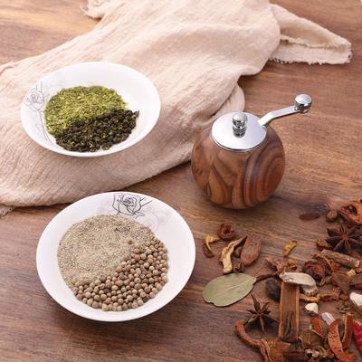 手转木制胡椒粒研磨器创意玫瑰海盐碾碎磨粉工具黑白胡椒现磨瓶子