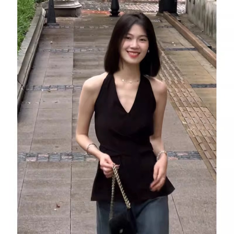 法式雪纺挂脖吊带背心女交叉式收腰辣妹穿搭小众V领露背挂脖上衣