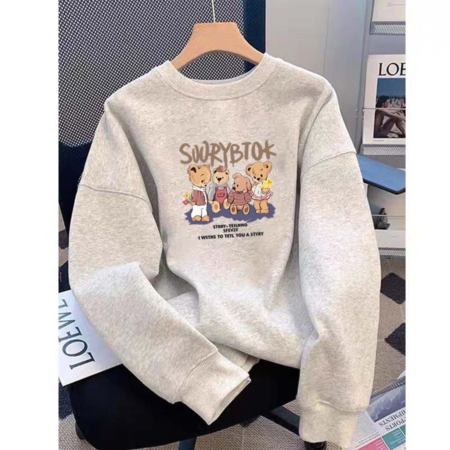 美式花灰色圆领小熊印花卫衣女秋冬新款加绒加厚时尚洋气减龄上衣,运动/瑜伽/健身/球迷用品,瑜伽t恤,淘宝优惠券,粉丝福利购,淘宝优惠卷