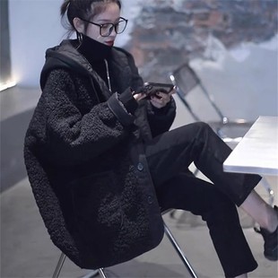 黑色连帽羊羔绒外套女秋冬2025新款小个子爆款高级感夹棉加厚上衣