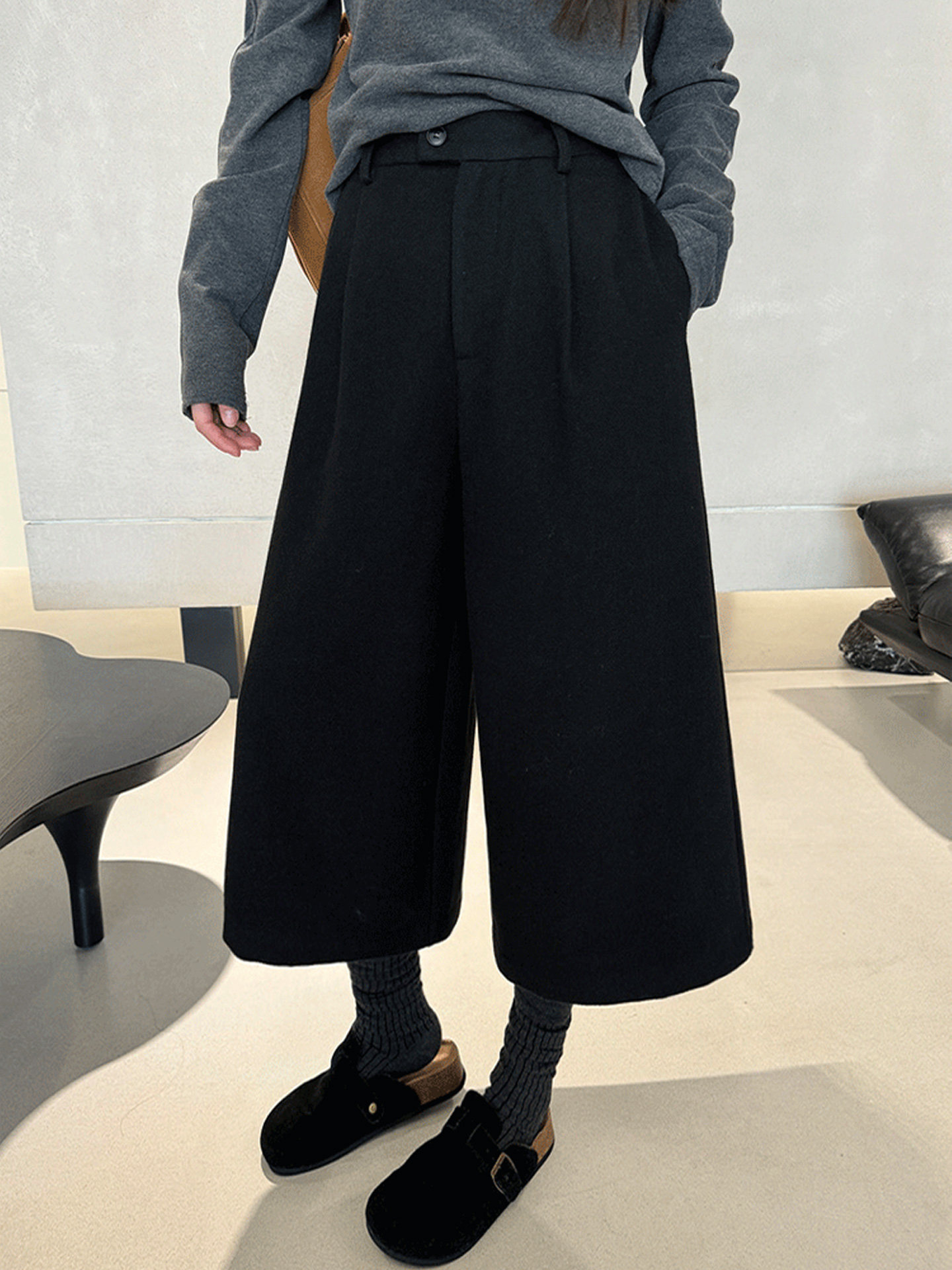 黑色加厚毛呢七分裤女秋冬季高腰显瘦中裤休闲加绒裤子八分西装裤