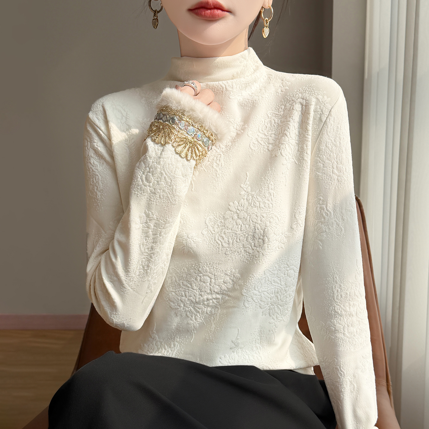 秋冬新中式高领加绒打底衫女国风刺绣加厚保暖服内搭上衣1129u