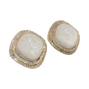 韩国女银镶钻轻奢高级感复古宫廷小香风白色耳钉环女时尚方形耳饰