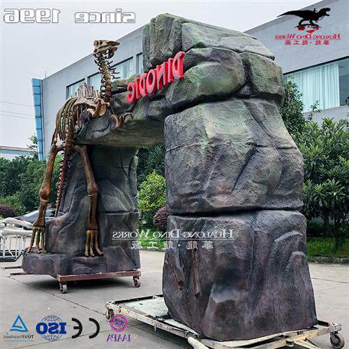 大型仿真恐龙化石骨架造型主题景区恐龙乐园大门恐龙动物拱门摆件