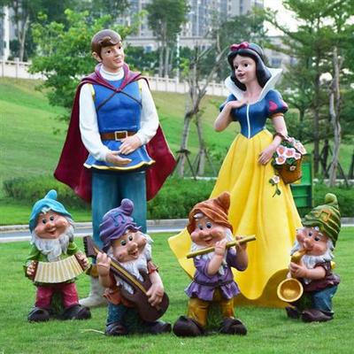 卡通人物玻璃钢雕塑幼儿园庭院户外白雪公主和七个小矮人装饰摆件