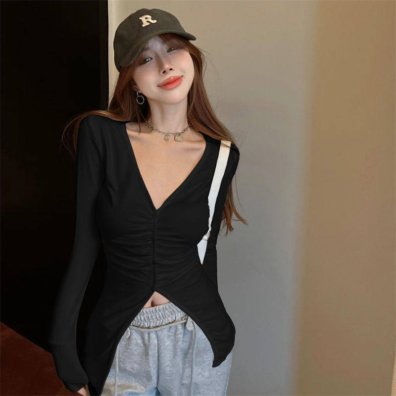 纯欲甜辣V领打底衫女洋气设计感不规则褶皱修身内搭上衣秋冬新款,女装/女士精品,蕾丝衫/雪纺衫,淘宝优惠券,粉丝福利购,淘宝优惠卷