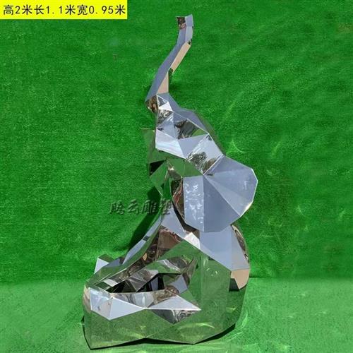 现货不锈钢卡通熊雕塑定制几何面长颈鹿兔子各种动物景观装饰摆件