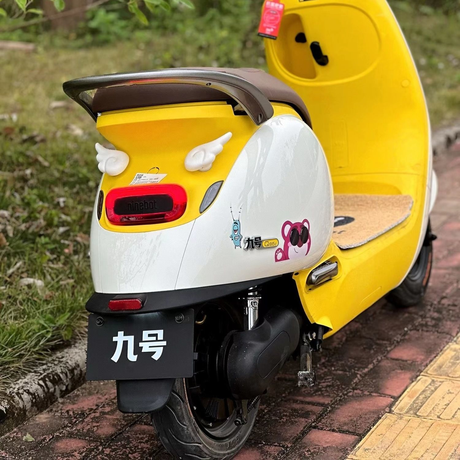 电动车车贴九号个性高颜值台铃摩托头盔天使装饰通用爱玛装饰翅膀