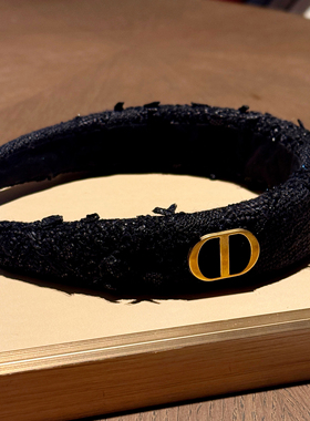 杨杨babytime 缪斯恋人 定制面料香香风粗花呢猪鼻子黑发箍高颅顶