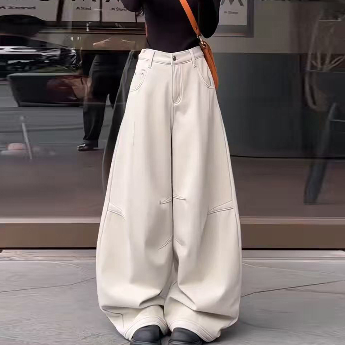 韩版米白色高腰弯刀牛仔裤女冬加绒宽松显瘦百搭大码阔腿拖地裤子,女装/女士精品,大码裤装,淘宝优惠券,粉丝福利购,淘宝优惠卷