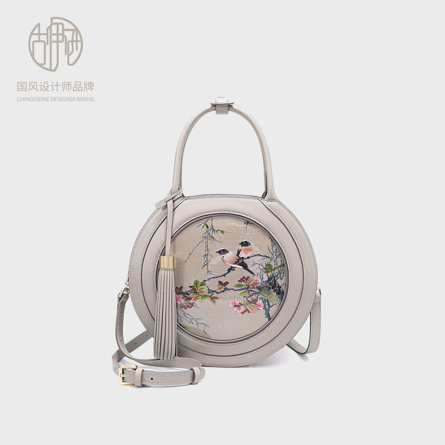 新中式手工刺绣小圆包