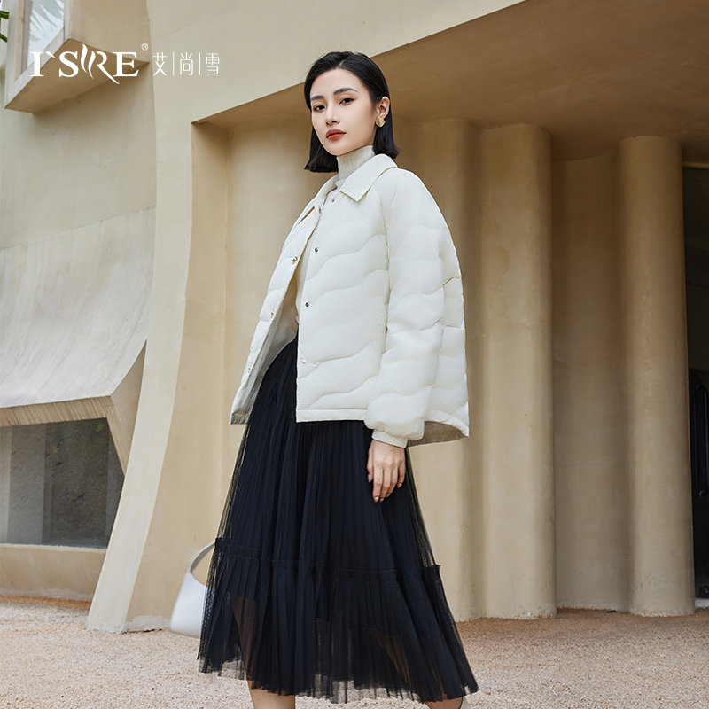 艾尚雪冬新款时尚轻薄短款羽绒服