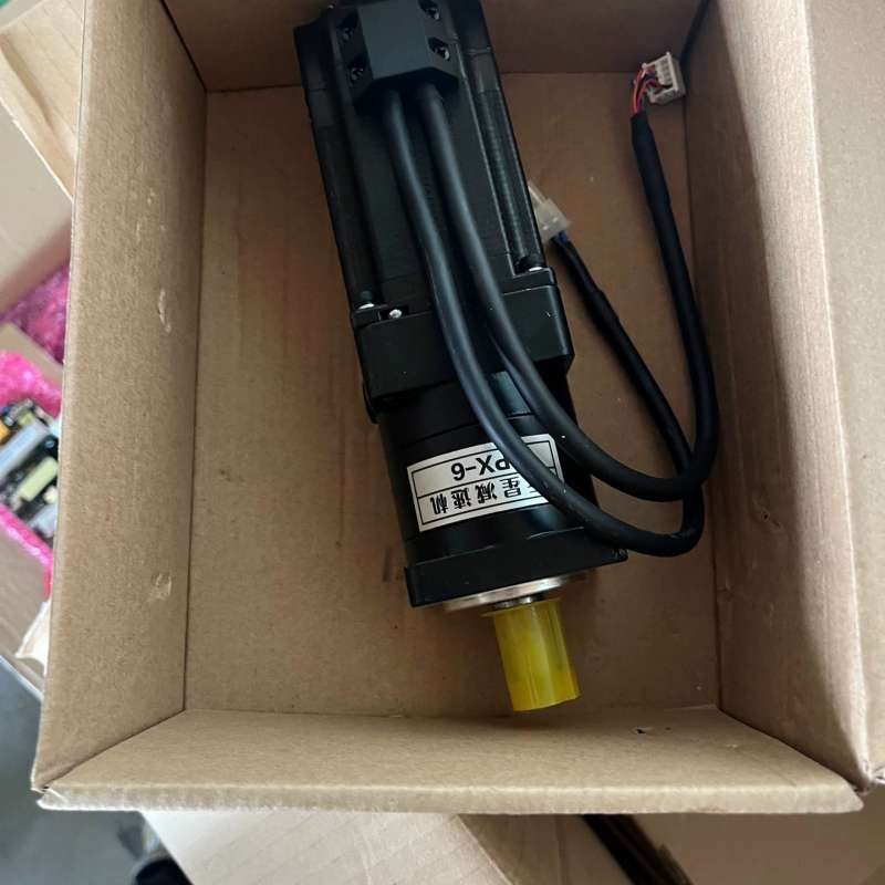 议价：Yk257ec76d1-0.3m电机的有3个 单个价